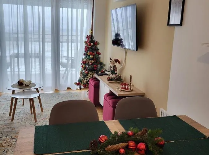 アパート West 37