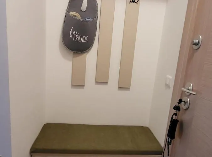 アパート West 37 *