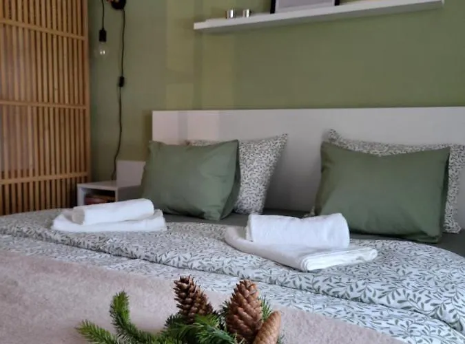 アパート West 37