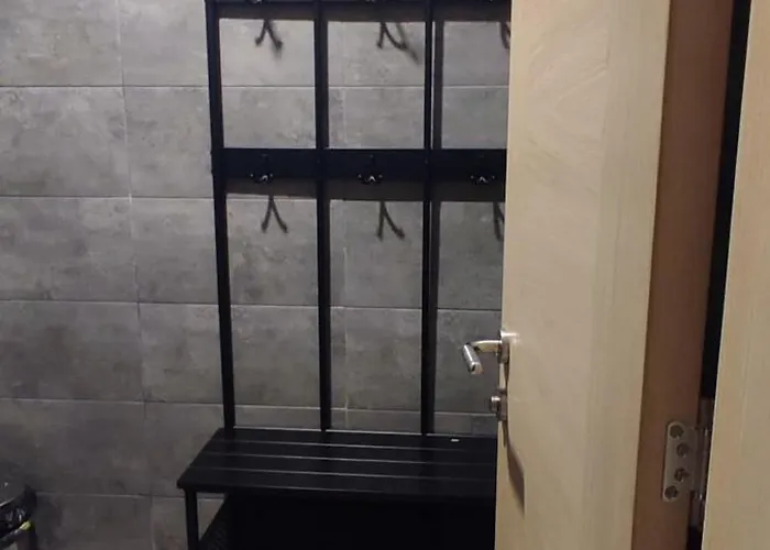 アパート West 37