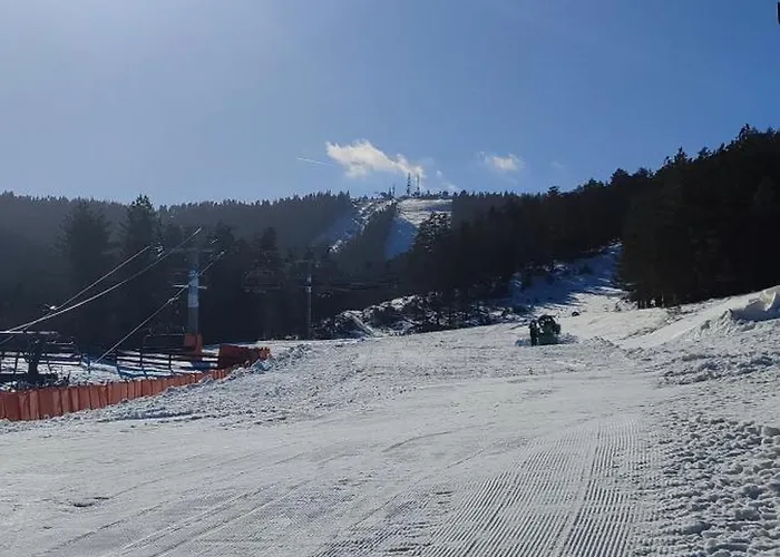 West 37 アパート