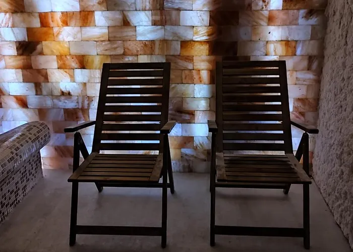 West 37 アパート