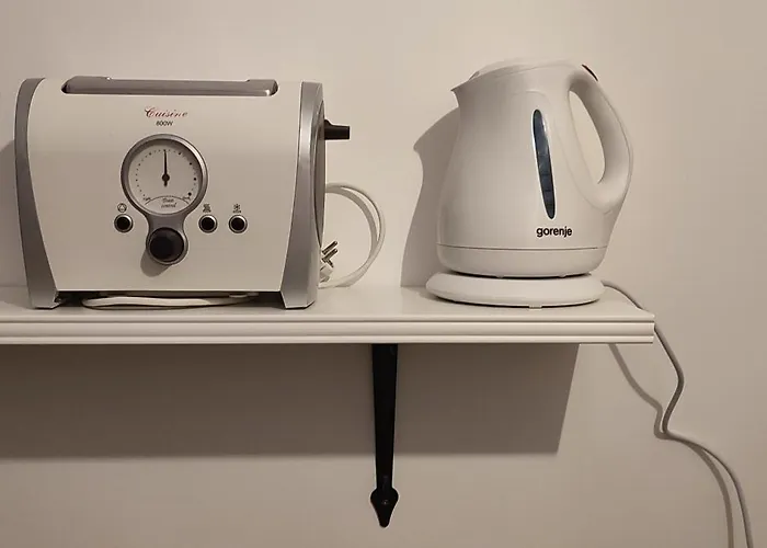 West 37 アパート